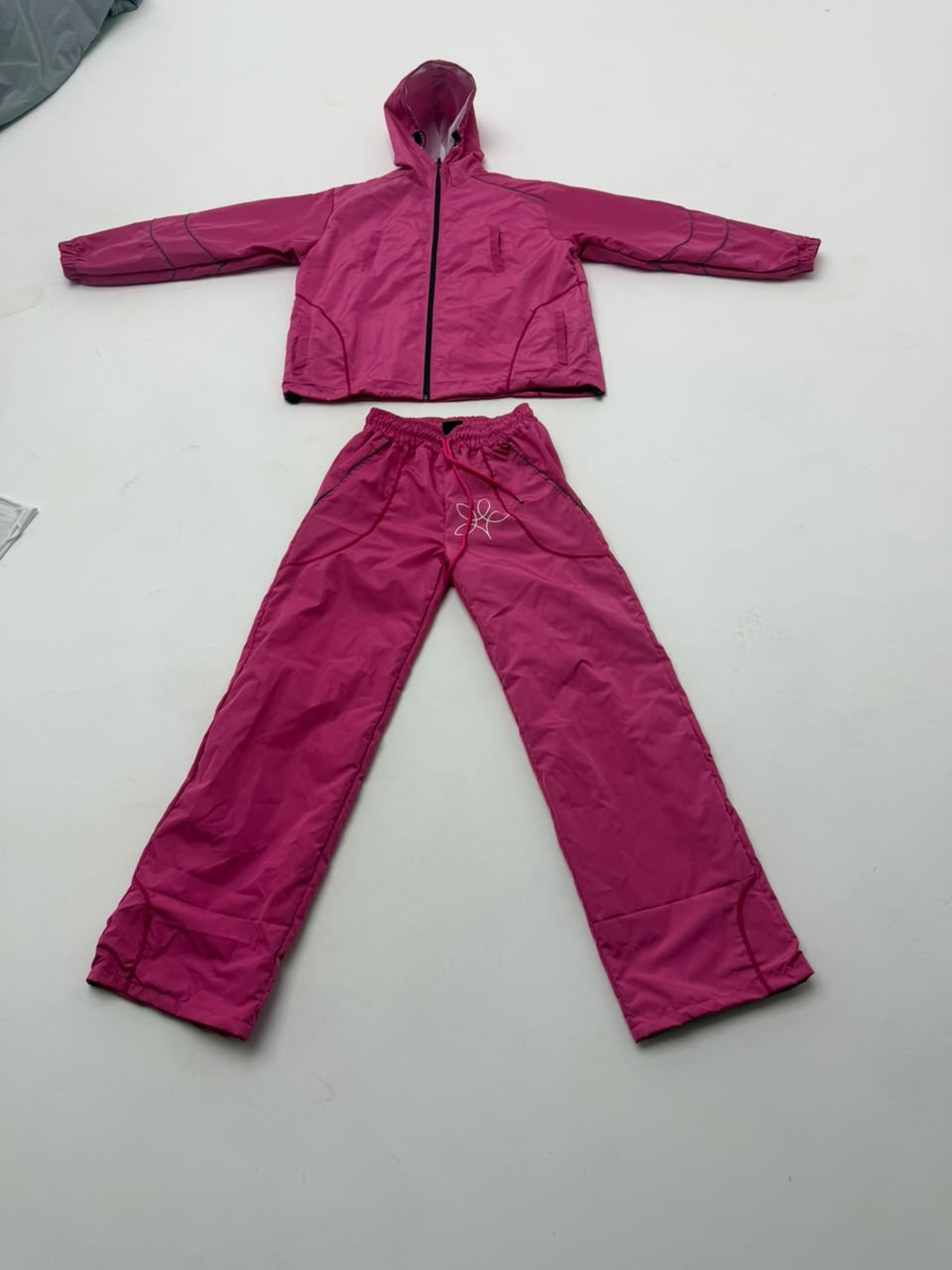 'Reflect Fuchsia' Windbreaker Pants